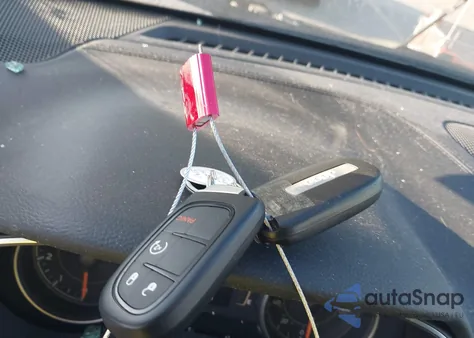 2020 Jeep Cherokee Altitude 4X4 from USA, damaged, VIN 1C4PJMLB2LD584348